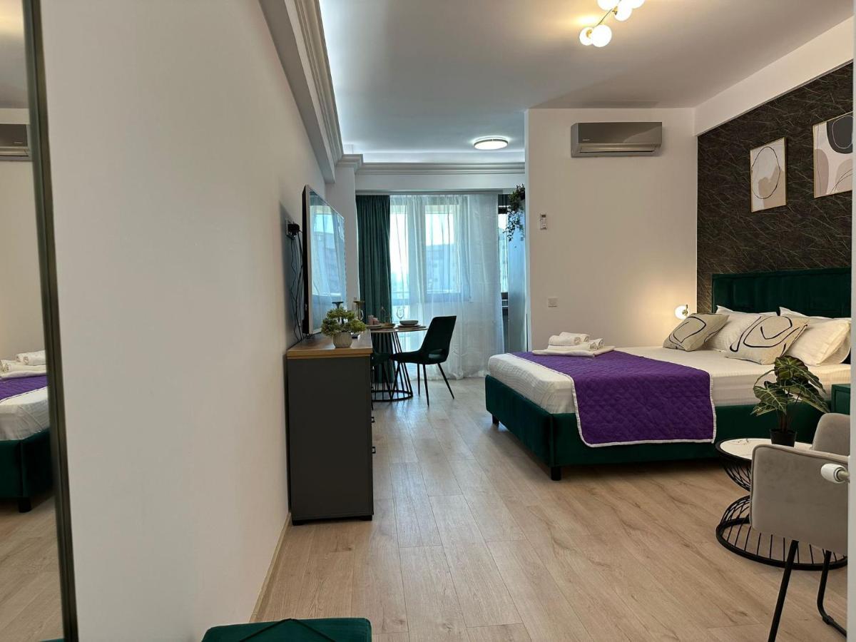 Lazar Towers Studios & Apartments Near Palas Iasi Exterior foto